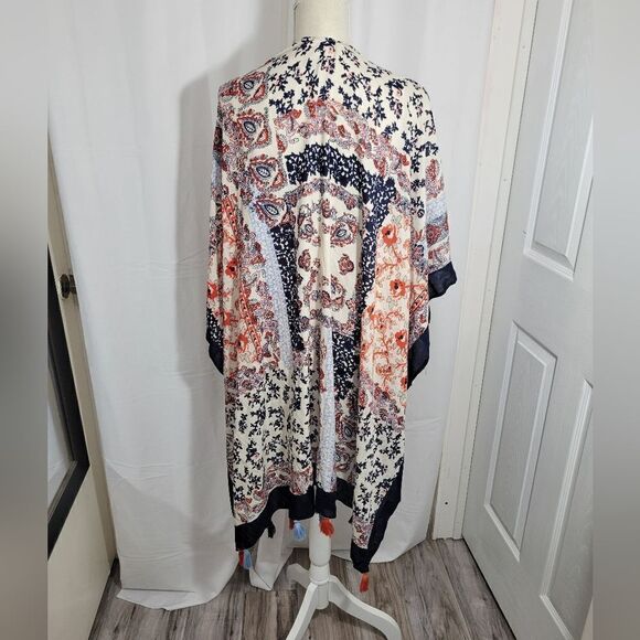 Sim and Sam open kimono with tassels - Picture 9 of 10